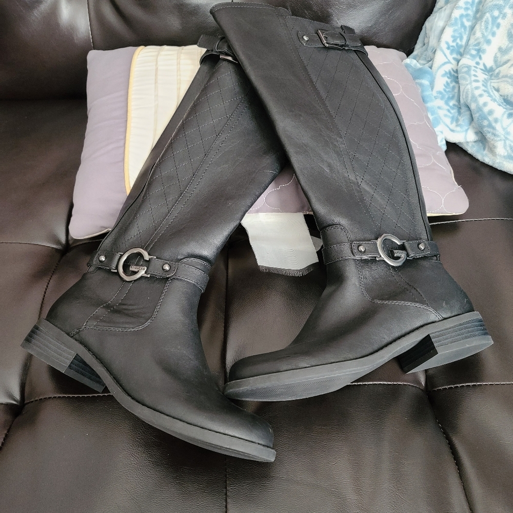 Guess women black boots